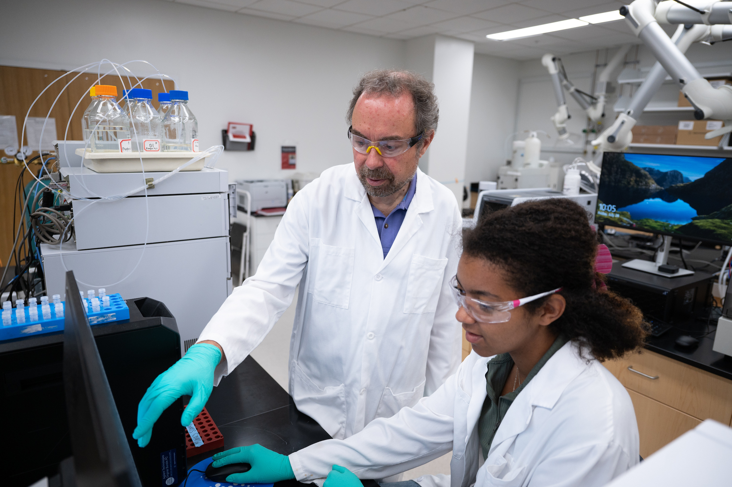 Dr. Detlef Knappe works with graduate and post doc students in his lab on Centennial campus. Dr. Knappe is interested in drinking water quality and treatment, water reuse, organic micropollutants, development of water treatment processes for polar and persistent organic pollutants, and the fate of organic pollutants in solid waste landfills.